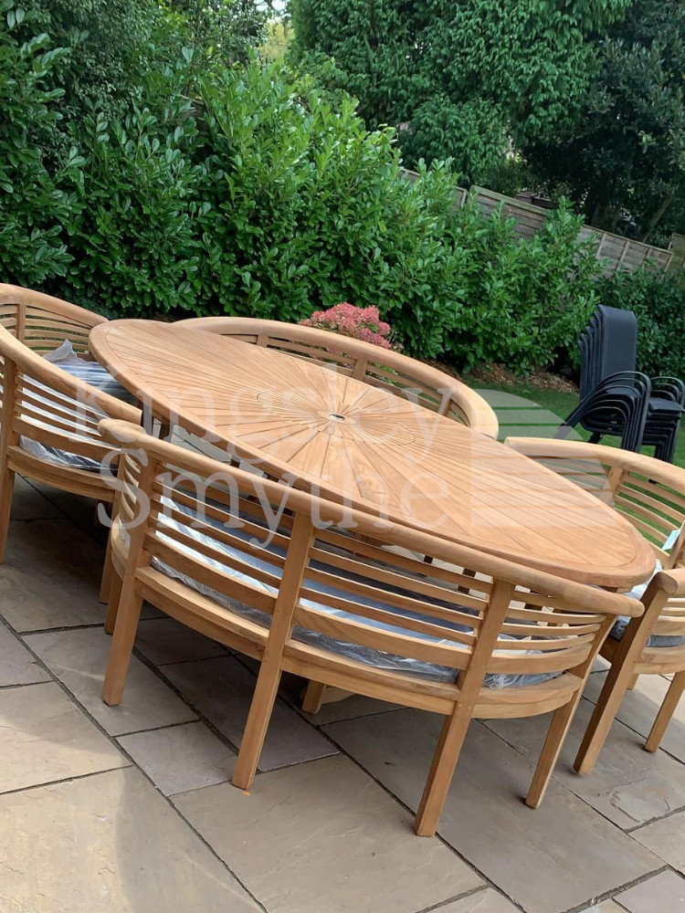 12 Seater Round Garden Dining Table in Teak | Under £3,000!